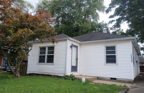 Indianapolis Casa | 3-bedroom bungalow in charming SOBRO