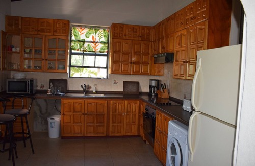 Arthurs Seat Casa | 3 Bedroom bunglow + 2Bedroom house adjacent to each other.