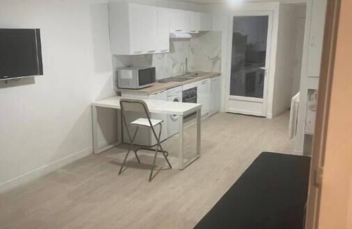 Strasbourg -Saint-Denis Apartamento | 3-bedroom central apartment 10 travellers