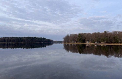 Siren Cabina | 3 Bedroom Charming Lakehouse