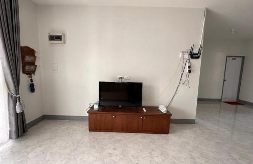 Nong Chaeng Casa | 3-Bedroom Chiang Mai House with Parking & Garden