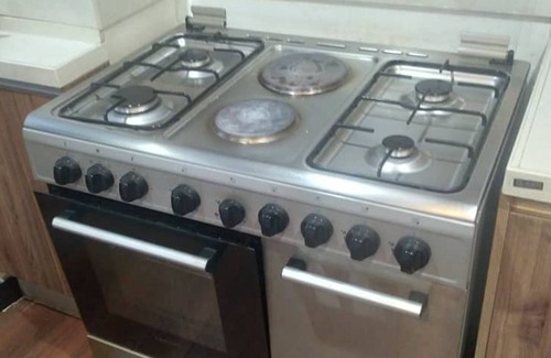 Lideta Apartamento | 3-bedroom Clean Gust house town apartment in awesome Addis Ababa with WiFi