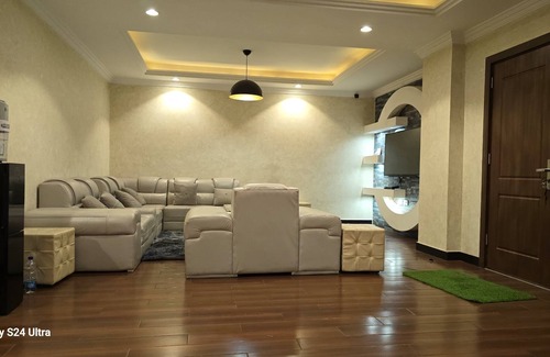 Lideta Apartamento | 3-bedroom Clean Gust house town apartment in awesome Addis Ababa with WiFi
