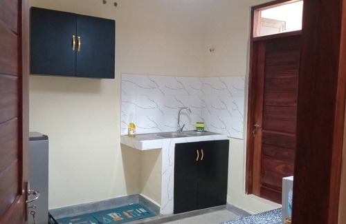 Dar es Salaam Condominio | 3-bedroom condo in delightful Dar es Salaam with AC, WiFi