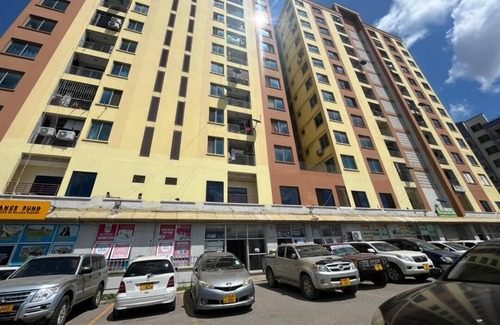 Dar es Salaam Condominio | 3-bedroom condo in delightful Dar es Salaam with AC, WiFi