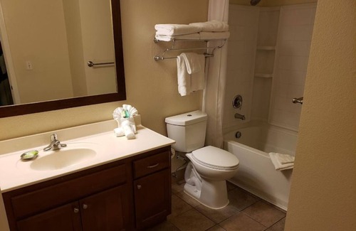 Anaheim Resort Complejo | 3 bedroom condo minutes from Disneyland!
