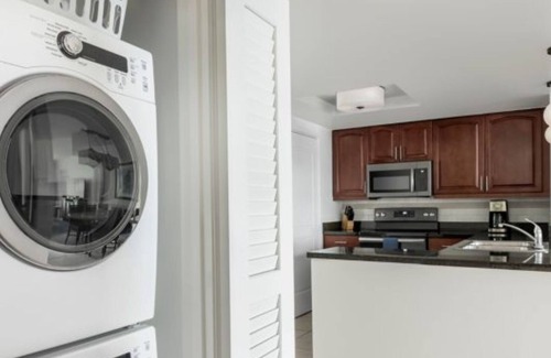 Flag Hill Complejo | 3 Bedroom Condo, Sleeps 12, Kitchen Frenchman's Cove Resort, Saint Thomas Island