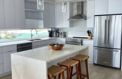 Seven Mile Beach Condominio | 3-Bedroom Condo with ocean view in Grand Cayman