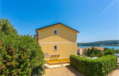 Cizici Apartamento | 3 Bedroom Cozy Apartment In Dobrinj