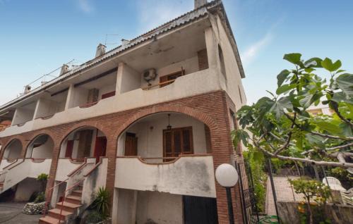 Scalea Apartamento | 3 Bedroom Cozy Apartment In Scalea