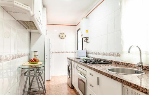 Valbueno Apartamento | 3 Bedroom Cozy Apartment In Huelva