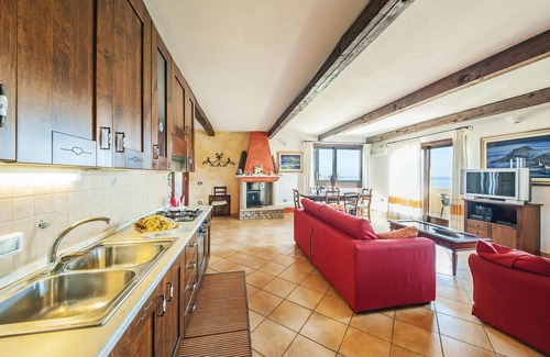 Castelsardo Casa | Acogedora casa de 3 dormitorios en.