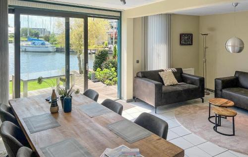 Lemmer Casa | 3 Bedroom Cozy Home In Lemmer