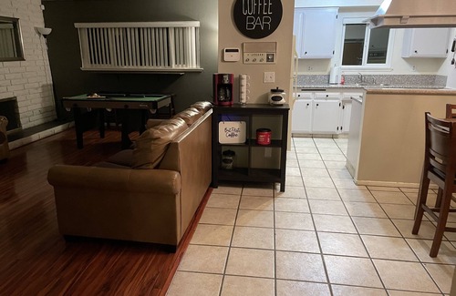 Paradise Casa | 3 bedroom entire home near local casinos