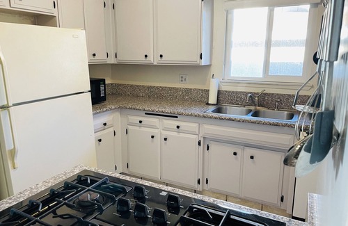 Paradise Casa | 3 bedroom entire home near local casinos
