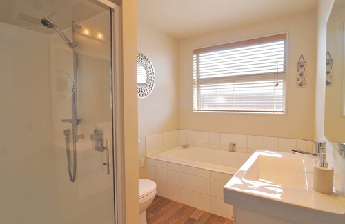 Albert Town Casa | 3 Bedroom Family House