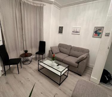 Stratford Apartamento | 3 bedroom flat Millais rd
