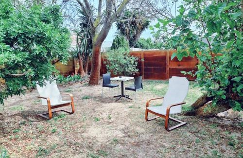 Bloubergstrand Casa | 3 bedroom garden house in Tableview