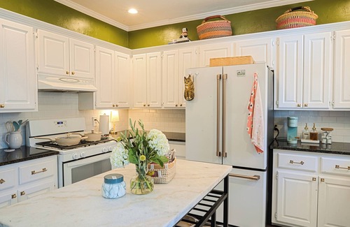 Central Oklahoma City Casa | 3-bedroom Gardener's Cottage in peaceful Oklahoma City with gorgeous back patio