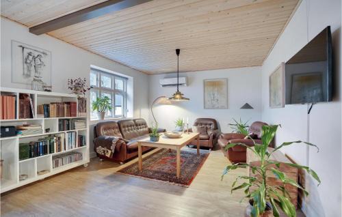 Lem Casa | 3 Bedroom Gorgeous Home In Lem St