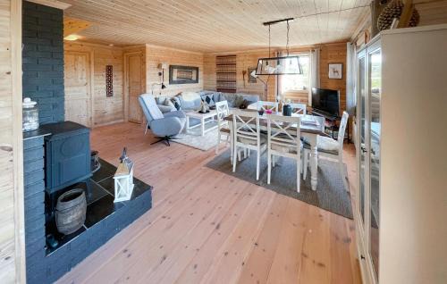 Treungen Casa | 3 Bedroom Gorgeous Home In Treungen