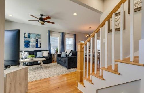 Radnor Casa | 3 Bedroom Home- HUGE yard for pets 4 miles to Broadway
