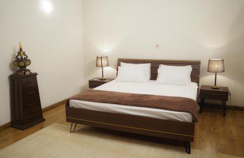 Lahore Villa | 3 Bedroom home in DHA