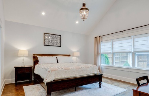 Green Hills Casa | 3 Bedroom Home with 2 Full Baths, Perfectly Situated in a Great Neighborhood!
