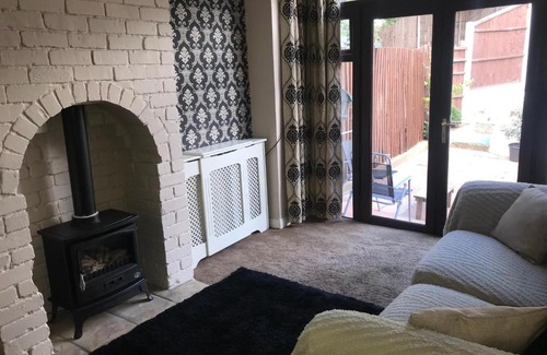 Erdington Casa | 3 bedroom home with stunning views and hot tub
