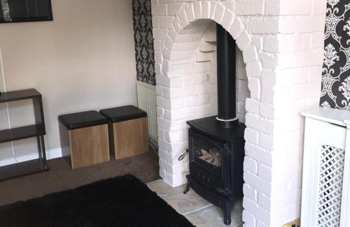 Erdington Casa | 3 bedroom home with stunning views and hot tub