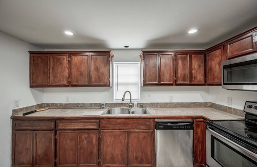 Galveston Casa | 3-bedroom house. Close to Ferry.Near Galveston.Short Drive to Beach