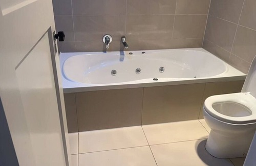 Mount Albert Casa | 3 bedroom House, 12 Plyllis st