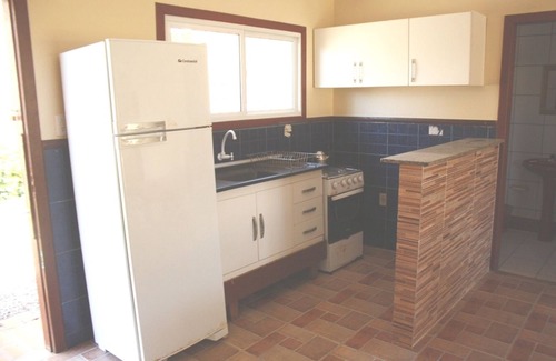 Garopaba Casa | Casa de 3 dormitorios con capacidad para 8 personas a 50 metros de la playa.