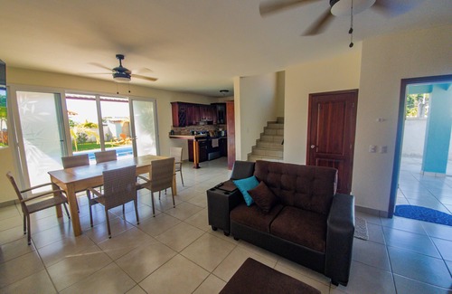 Puerto Cortes Casa | 3-bedroom house in beautiful Cieneguita, Puerto Cortes