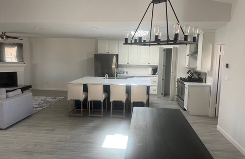 South Scottsdale Casa | 3-bedroom house in McCormick Ranch, Scottsdale, Az.
