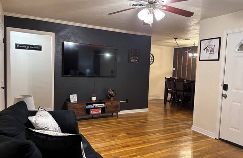 Amarillo Casa | 3-bedroom house in peaceful Amarillo with WiFi, AC