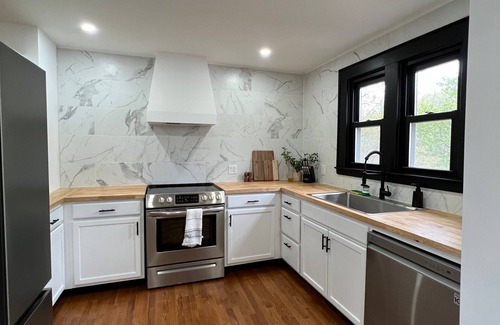 South Charleston Casa | 3 Bedroom House minutes to Downtown Charleston WV