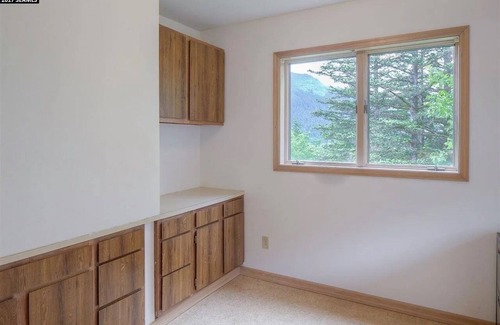 Douglas Casa | 3-bedroom house next to Sandy Beach