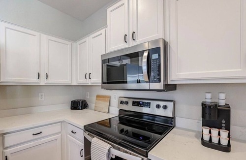 Corte Sierra Casa | 3-bedroom house with TVs, grill, private pool and WiFi in wonderful Avondale