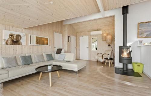 Aalbaek Casa | 3 Bedroom Lovely Home In Ålbæk