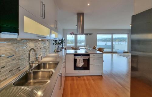 Uddevalla Municipality Casa | 3 Bedroom Lovely Home In Uddevalla