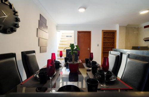 Manga Casa | 3 Bedroom Luxury Villa - Minutes to Walled City