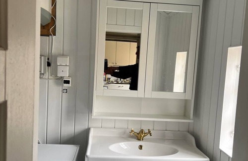 Urshult Casa | 3-Bedroom Luxury Cottage for Rent in Urshult