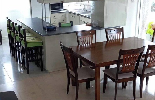 Anarvagos Casa | 3-Bedroom Maisonette with Fireplace & Piano