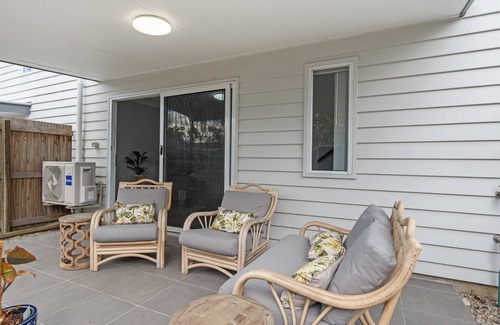 North Booval Casa | 3 Bedroom Modern Townhouse Ipswich