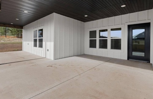 Sturgis Casa | 3-bedroom modern house in Sturgis.