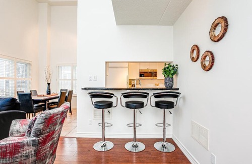 The Blue Mountains Apartamento | 3 Bedroom Mountain Walk Condo, Steps to Village