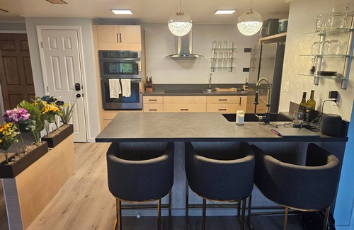 Brockway Condominio | 3-bedroom newly renovated condo with beautiful views of Lake Tahoe. Pet Friendly