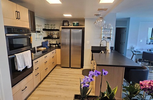 Brockway Condominio | 3-bedroom newly renovated condo with beautiful views of Lake Tahoe. Pet Friendly