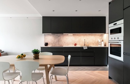 Bandhagen Apartamento | 3 Bedroom Newly Renovated City Apartment